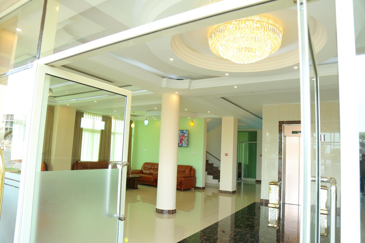 Solyana Hotel Bahir Dar Exterior foto